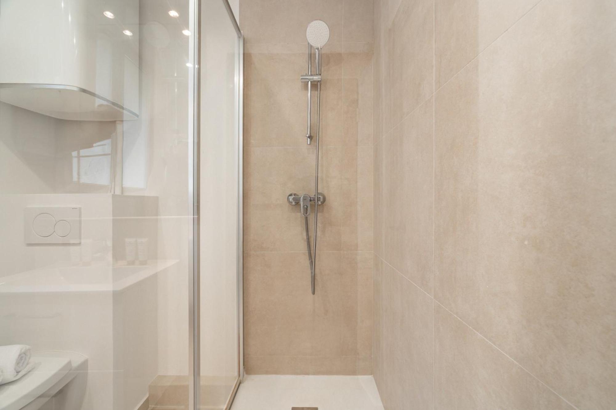 Family Apartment In 파리 외부 사진