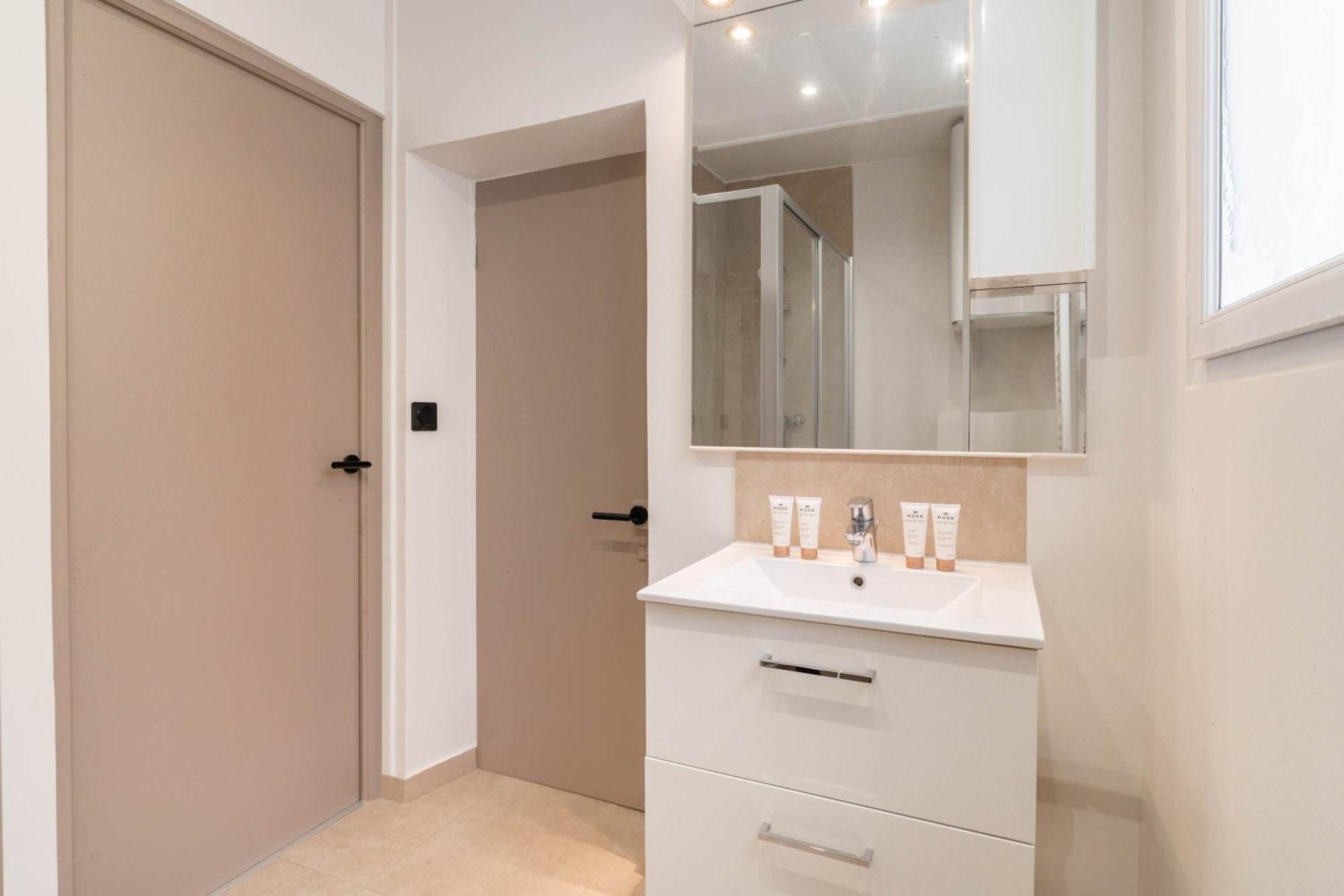 Family Apartment In 파리 외부 사진